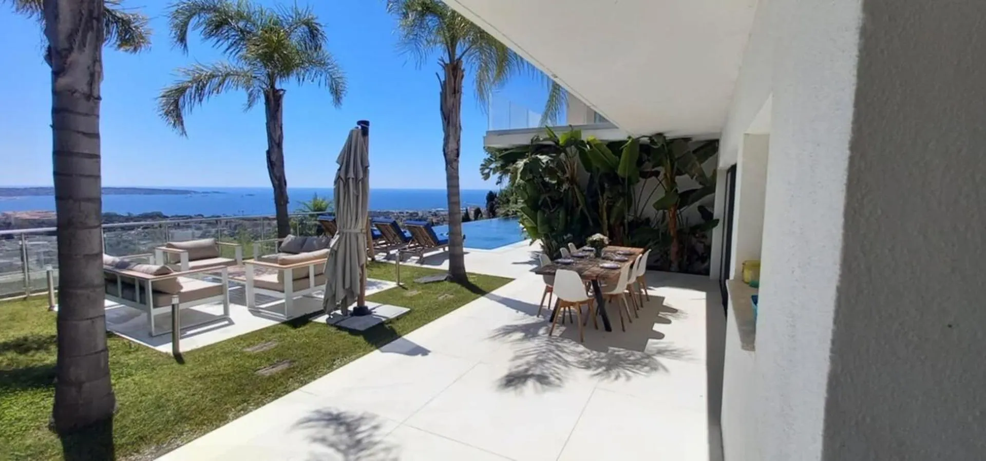 Holiday home 5 Bedroom Villa With Sea View & Pool Vallauris